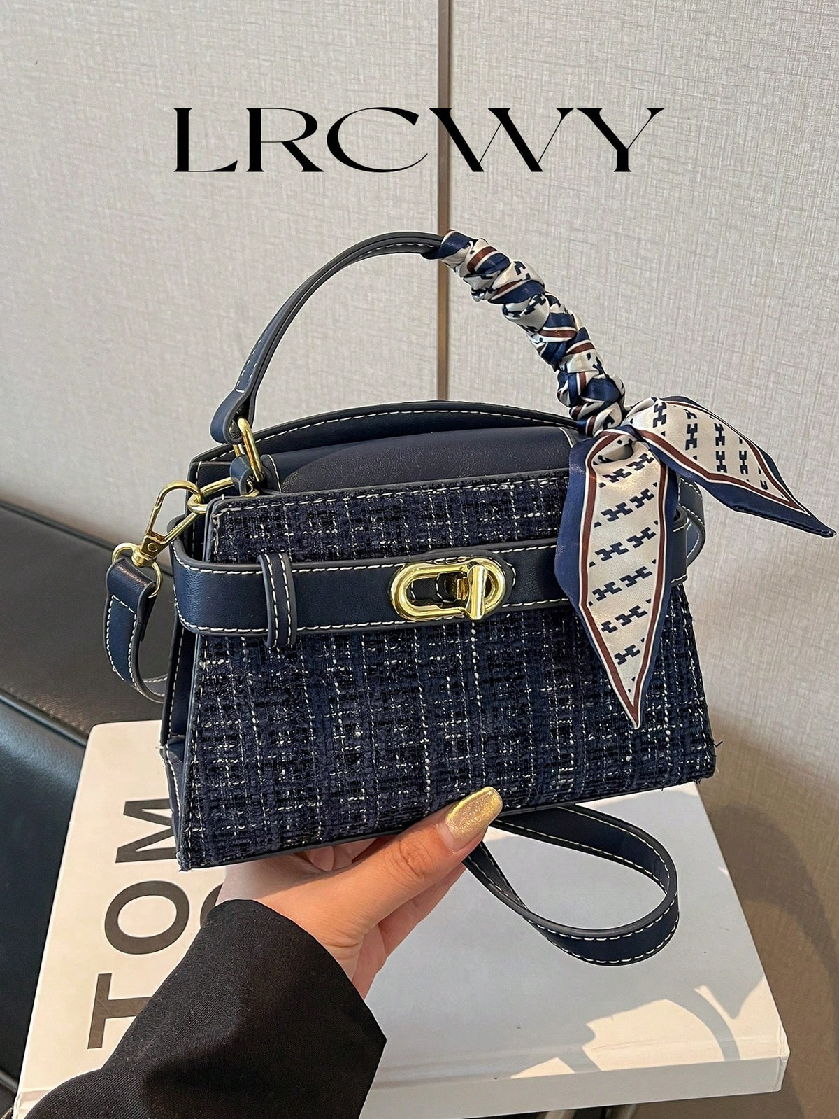 Women's Square Handbag Scarf Buckle Crossbody Mini Bag