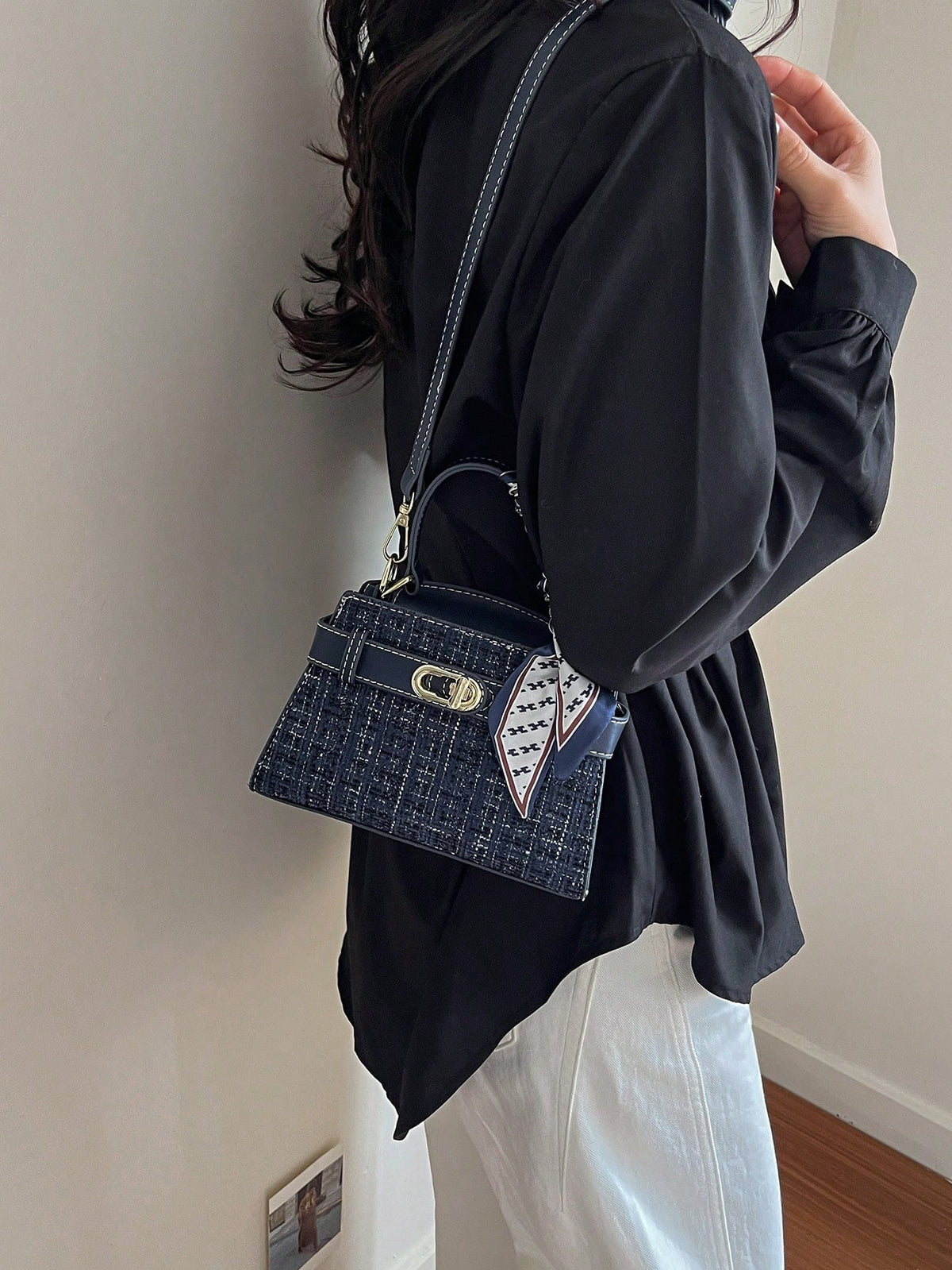 Women's Square Handbag Scarf Buckle Crossbody Mini Bag