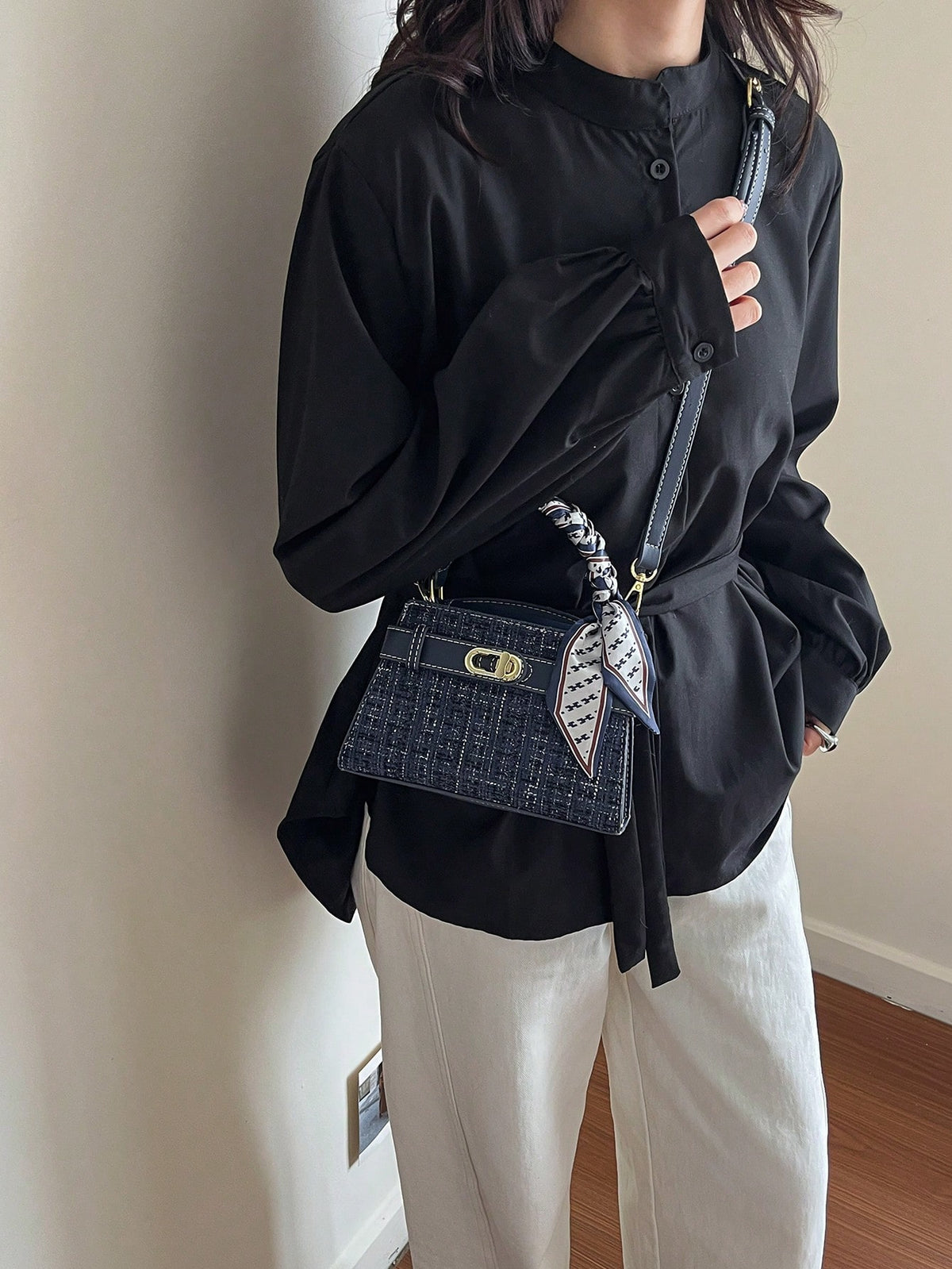 Women's Square Handbag Scarf Buckle Crossbody Mini Bag